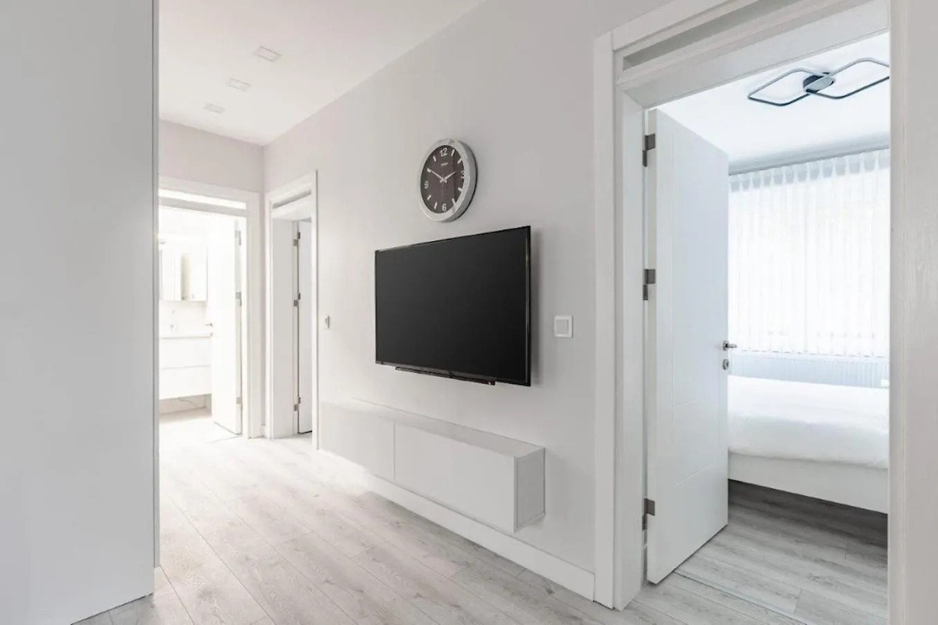 Апартаменты Bright Private Modern 2Bd1Bath Bebek Gem! #247 Стамбул 0*,  Турция